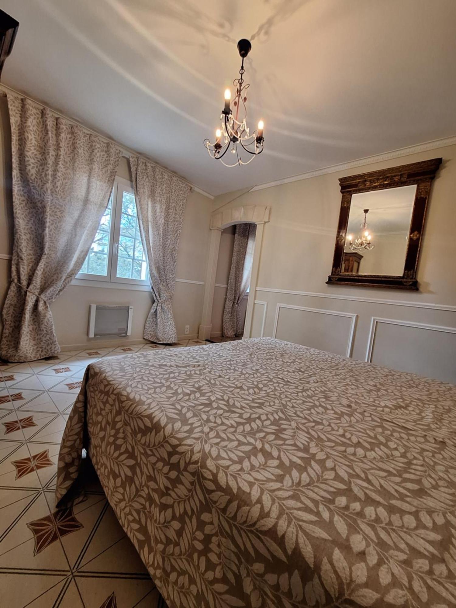 Suite Anduze Aramon Exterior photo